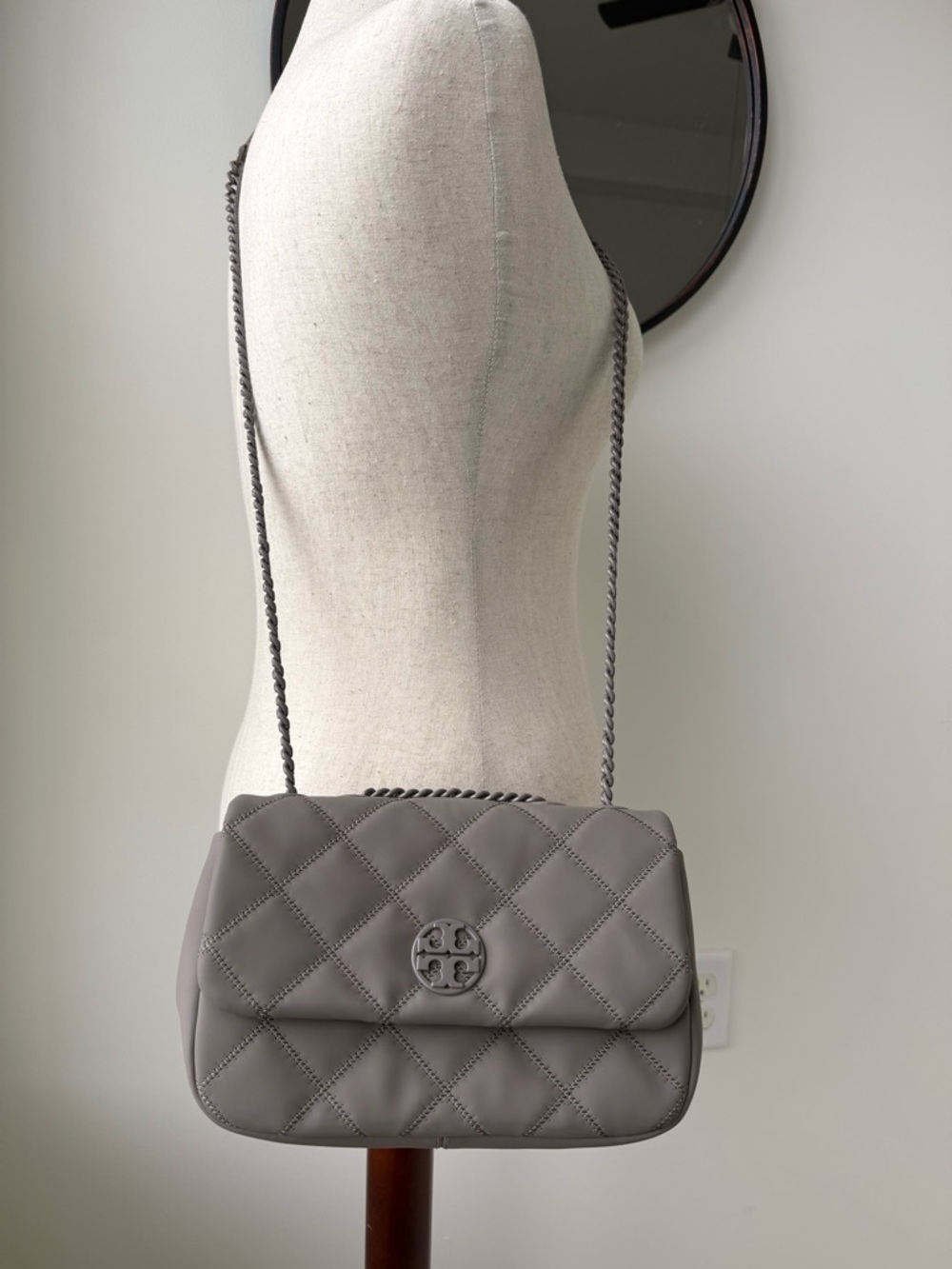 Tory Burch Quilted Matte Leather Shoulder Bag in Light Grey